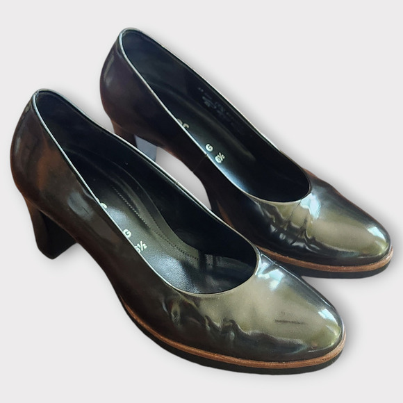 Gabor Womens Pumps UK6.5 US 9 Lug Sole Patent Leather Minimalist Corporate - Picture 2 of 7